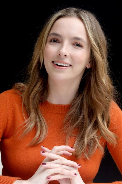 photos of jodie comer